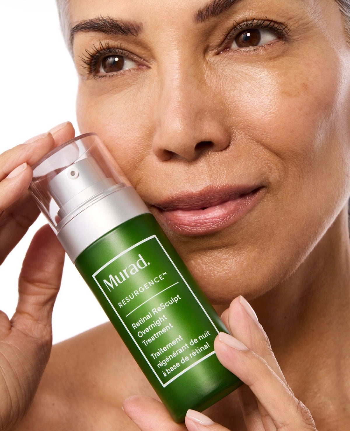 Een krachtige overnight treatment die verslapping, diepe rimpels en een ongelijkmatige huidtextuur zichtbaar aanpakt.