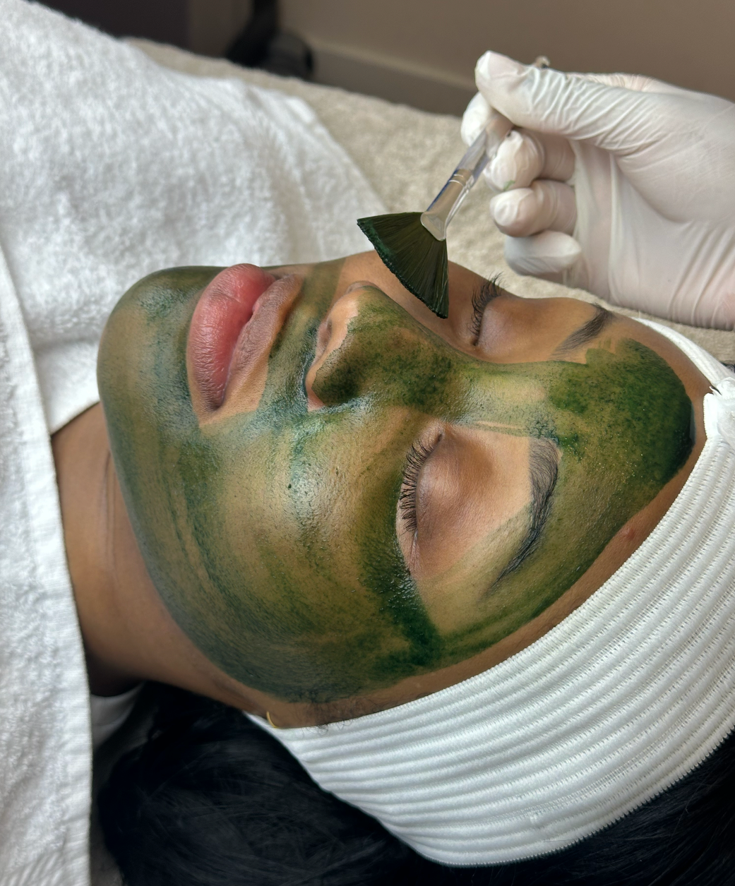 Een natuurlijke peeling die de huid van binnenuit stimuleert.